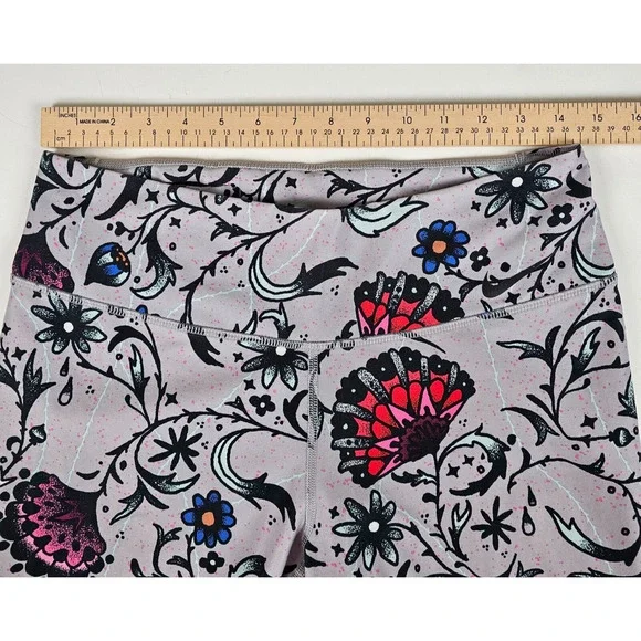Nike Women’s L (29x28) Dri Fit Grey Multicolor Floral Small Pocket Legging Pants - Picture 4 of 10
